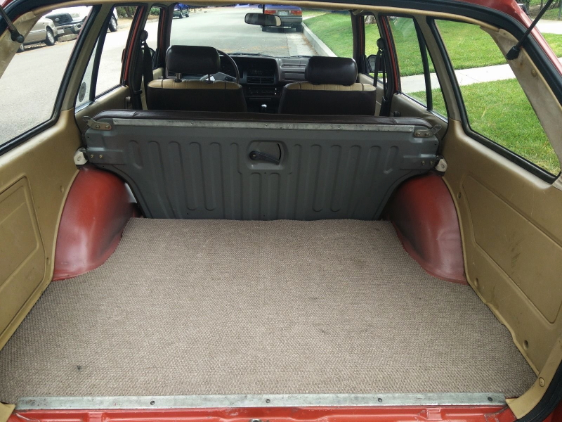 Illustration for article titled For $3,800, This 1983 Toyota Corolla Wagon Could Be Your Empty Canvas For Fun